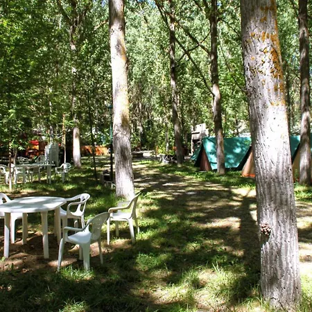 Pirineos Cien Lagos * 埃斯特里-德阿内乌